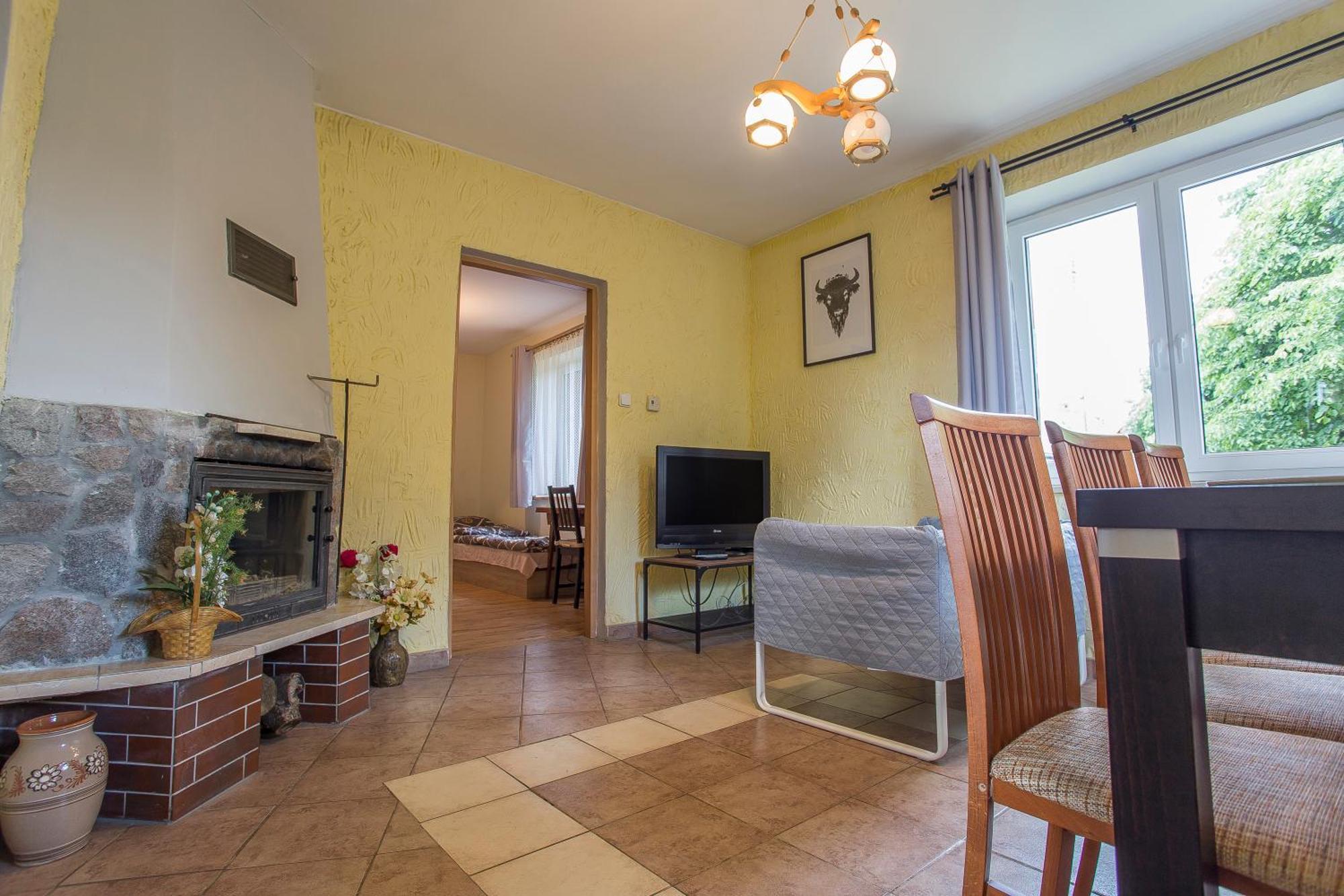 Happy Bison - A 5 Bedroom House With A Garden Białowieża Esterno foto